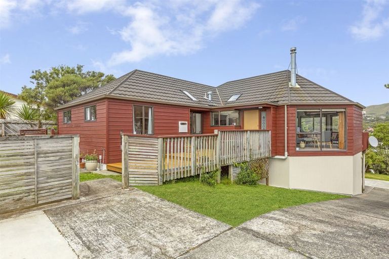 Photo of property in 5 The Haven, Whitby, Porirua, 5024