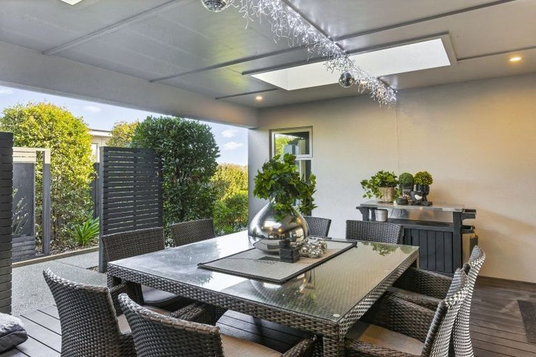 Photo of property in 22 Taranui Way, Paraparaumu Beach, Paraparaumu, 5032