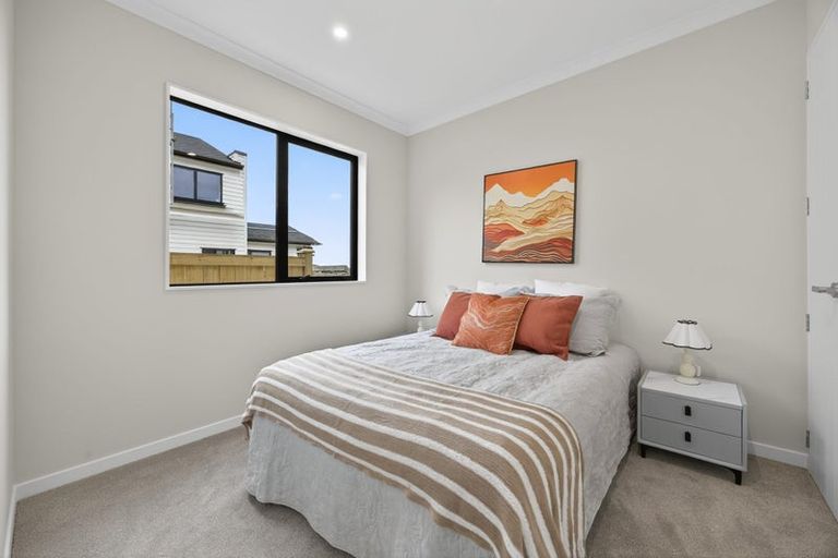 Photo of property in 2 Ballyalton Crescent, Flat Bush, 2019