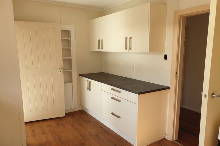 Photo of property in 34 Allington Road, Karori, Wellington, 6012