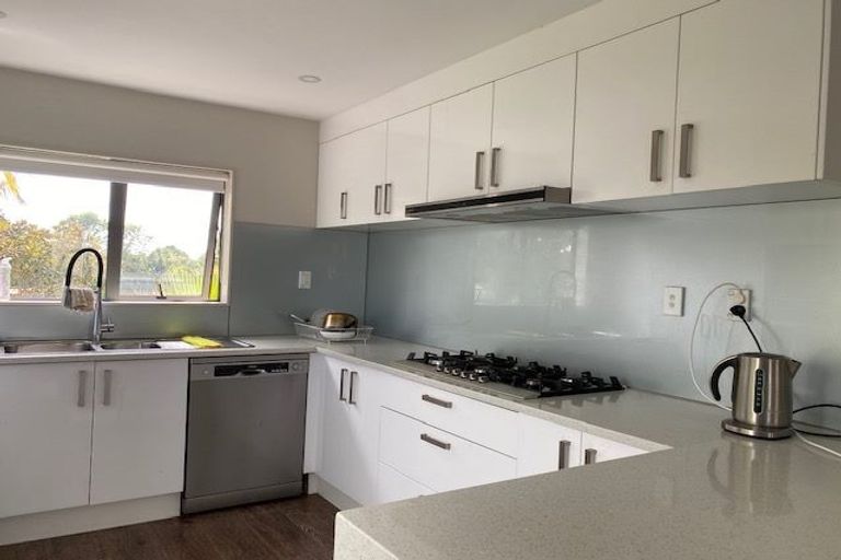 Photo of property in 53a Pomaria Road, Henderson, Auckland, 0610