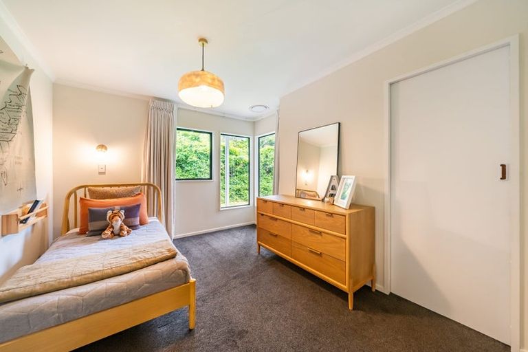 Photo of property in 77 Joseph Banks Drive, Whitby, Porirua, 5024