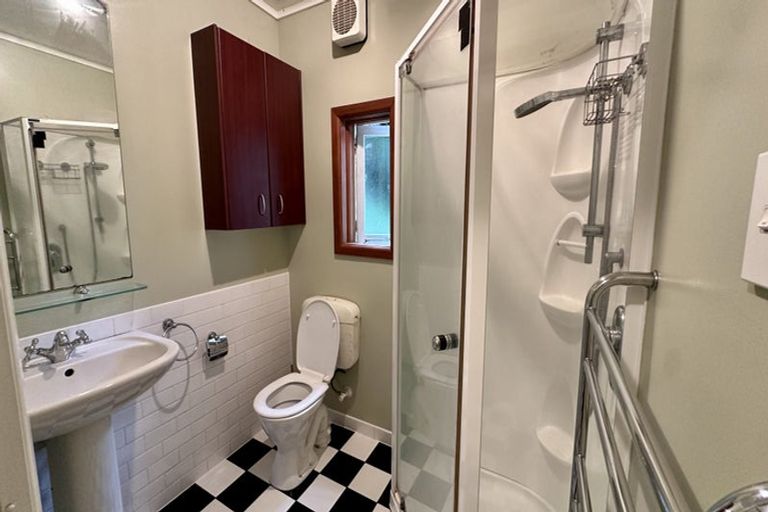 Photo of property in 342 The Terrace, Te Aro, Wellington, 6011