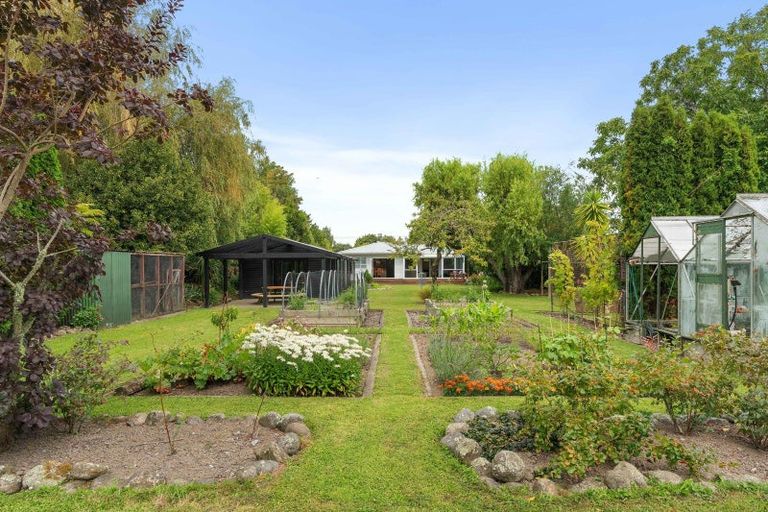 Photo of property in 124 West Street, Greytown, 5712