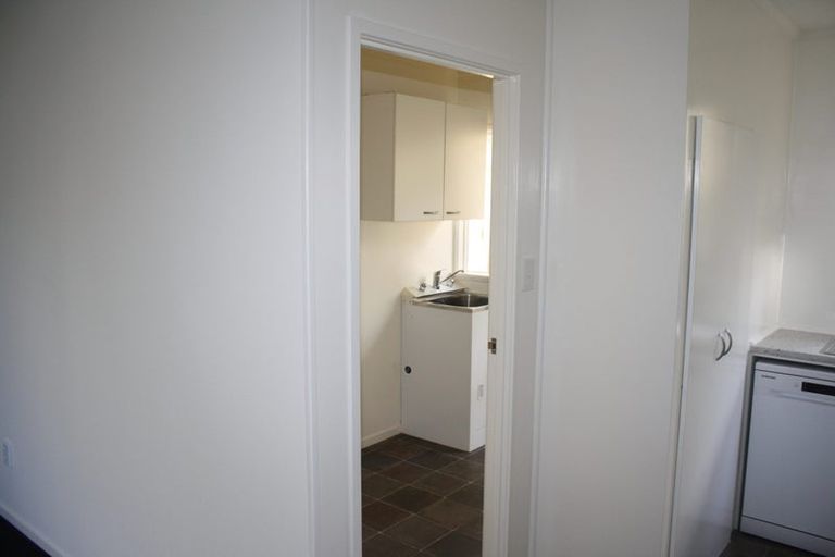 Photo of property in 2/119 Nile Road, Milford, Auckland, 0620