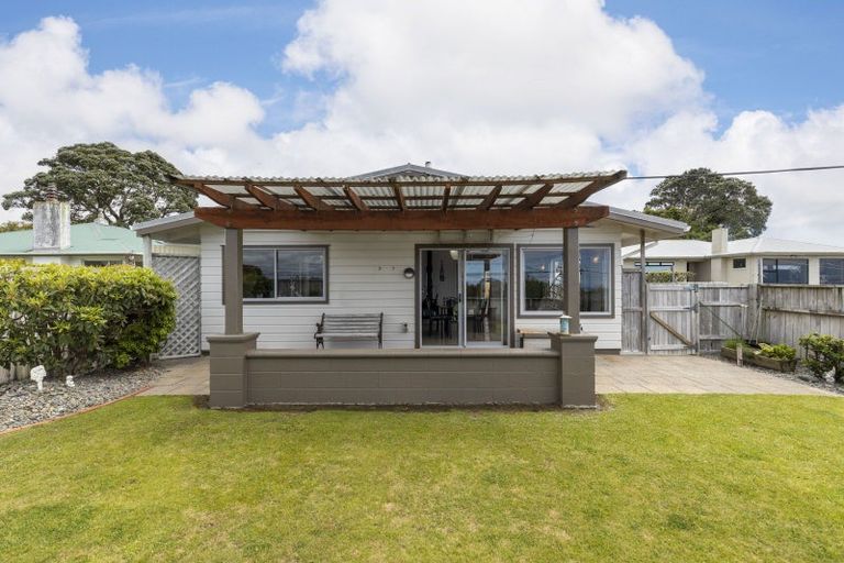 Photo of property in 70 Bayly Road, Blagdon, New Plymouth, 4310