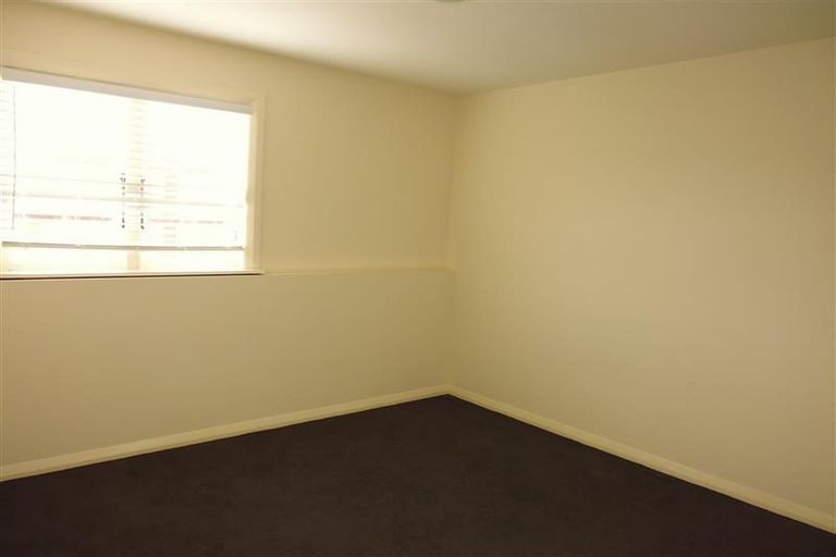 Photo of property in 27 Townsend Road, Miramar, Wellington, 6022