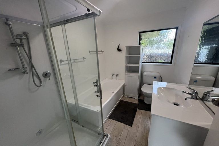 Photo of property in 11a Toi Street, Otaki Beach, Otaki, 5512