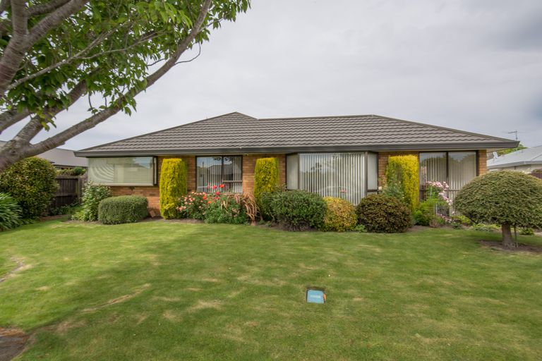 Photo of property in 33 Isaac Wilson Road, Kaiapoi, 7630