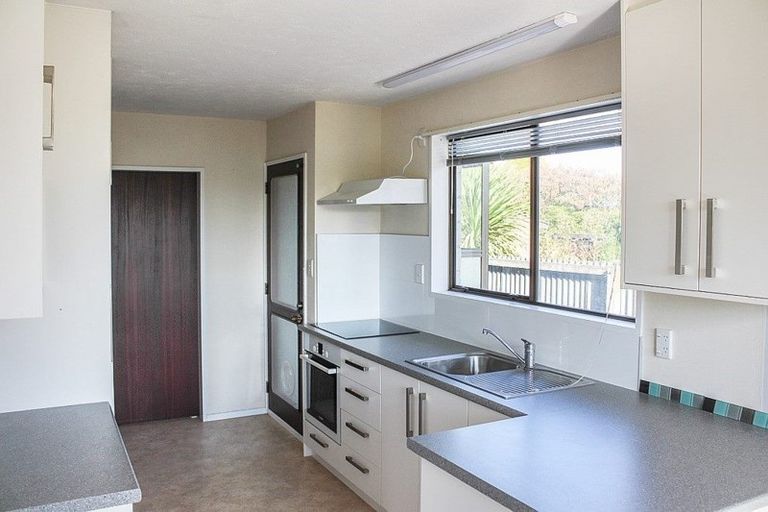 Photo of property in 11 Manor Place, Bryndwr, Christchurch, 8053