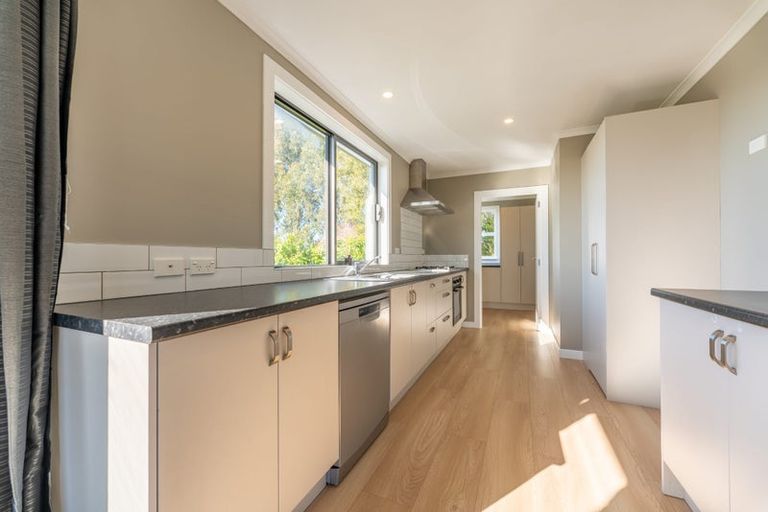 Photo of property in 1 Barker Street, Geraldine, 7930