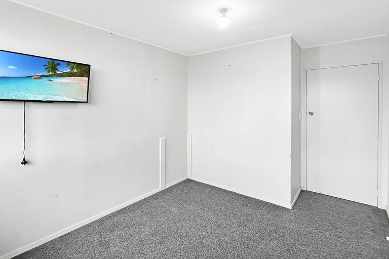 Photo of property in 27 Cross Street, Castlecliff, Whanganui, 4501