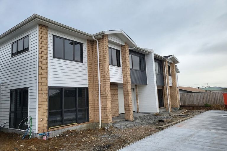 Photo of property in 23a Rogers Road, Manurewa, Auckland, 2102
