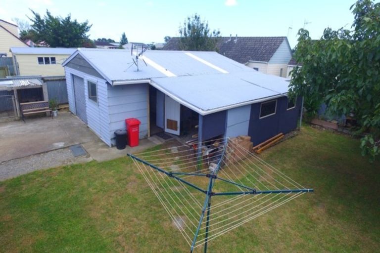 Photo of property in 13 Morgan Crescent, Levin, 5510