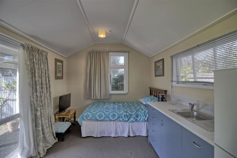 Photo of property in 9 Collins Street, Addington, Christchurch, 8024