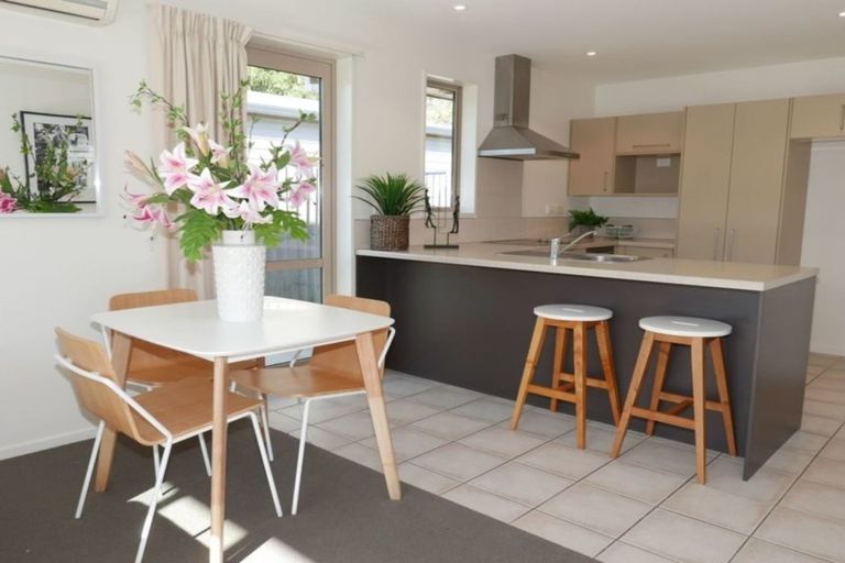 Photo of property in 560 Gloucester Street, Linwood, Christchurch, 8011