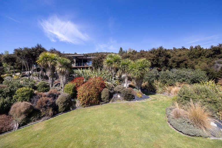Photo of property in 16 Hidden Hills Drive, Wanaka, 9305