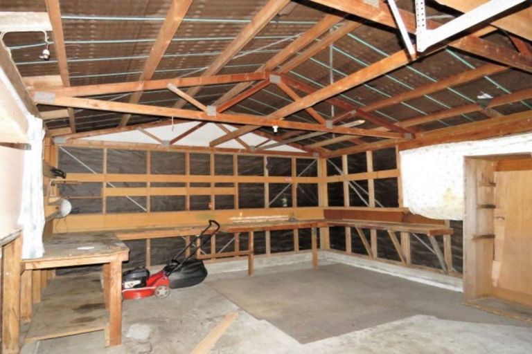 Photo of property in 34 Peel Street, Westport, 7825