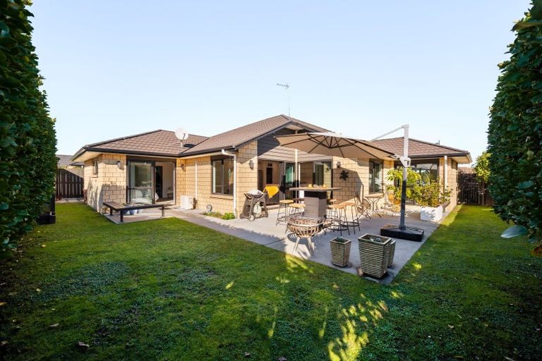 Photo of property in 10 Kentwood Place, Flagstaff, Hamilton, 3210