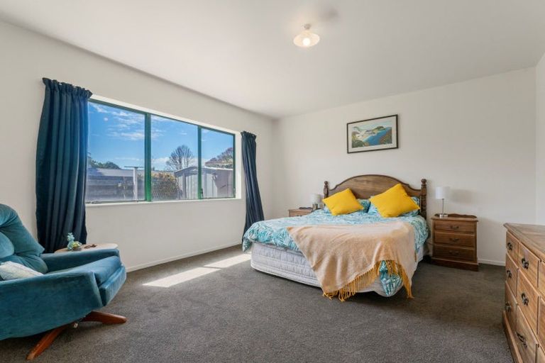 Photo of property in 63 Kane Road, Papamoa Beach, Papamoa, 3118
