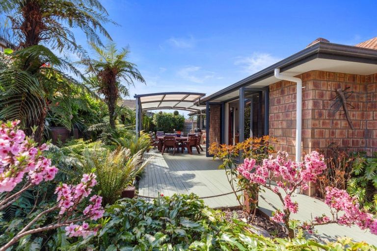 Photo of property in 5 Kirtle Close, Pyes Pa, Tauranga, 3112