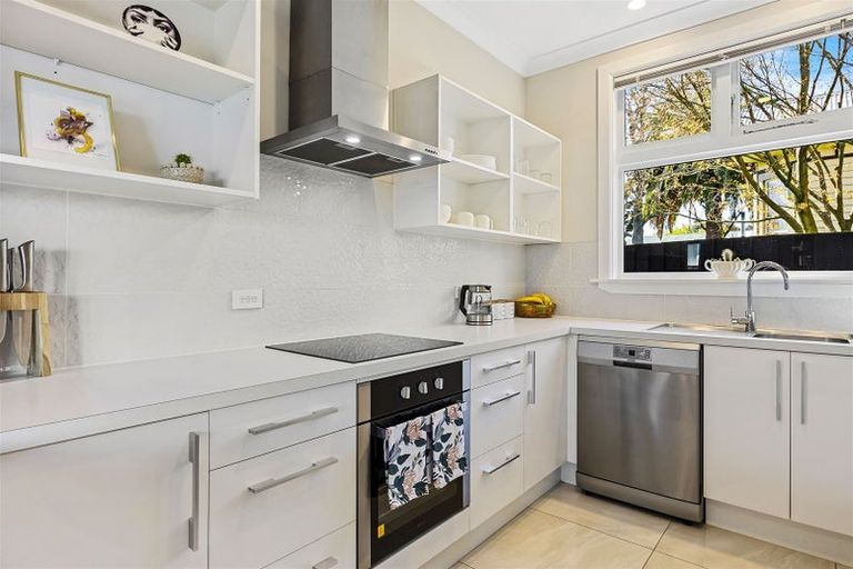 Photo of property in 246 Woodham Road, Linwood, Christchurch, 8062