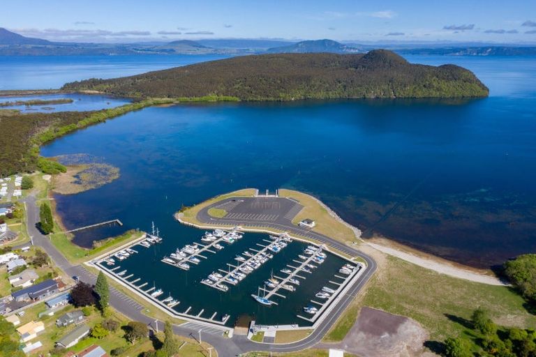 Photo of property in 3 Kohuhu Place, Motuoapa, 3382