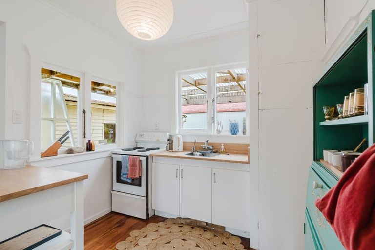 Photo of property in 1059 Pouewe Street, Kawhia, 3889