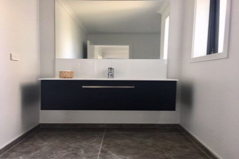 Photo of property in 93 Squadron Drive, Hobsonville, Auckland, 0616