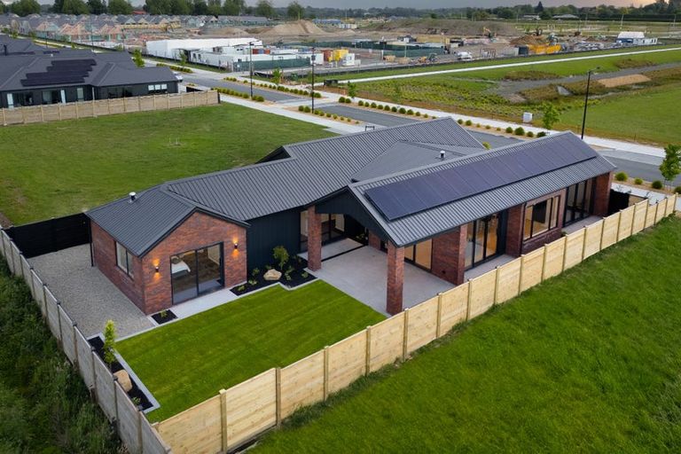 Photo of property in 52 Hugo Shaw Drive, Cambridge, 3434