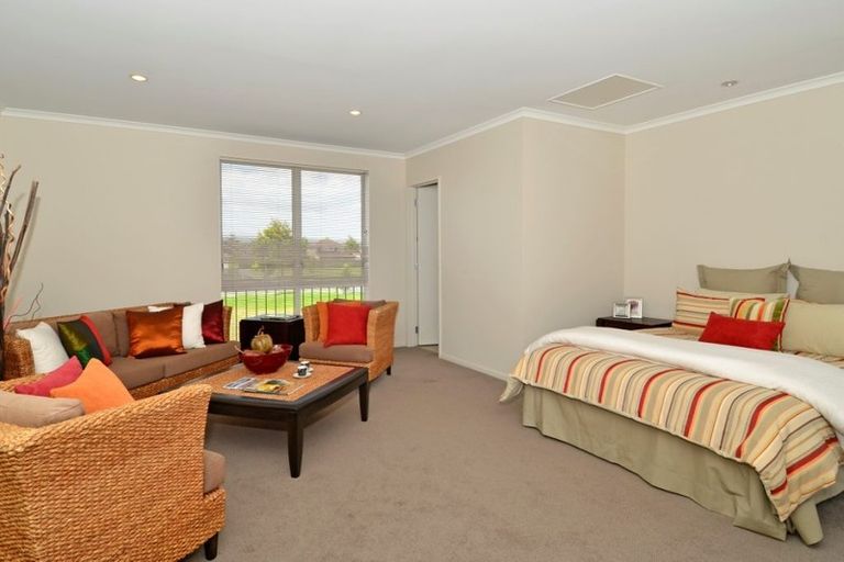 Photo of property in 9 Mcginty Street, Takanini, 2112