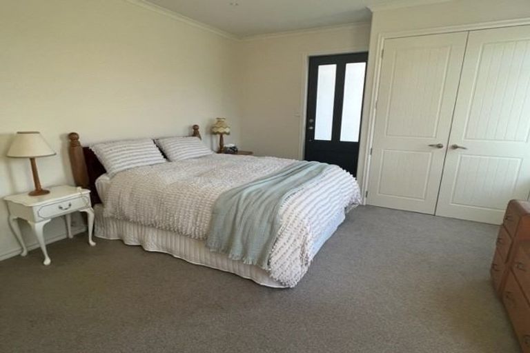 Photo of property in 16 Parkland Rise, Omokoroa, 3114