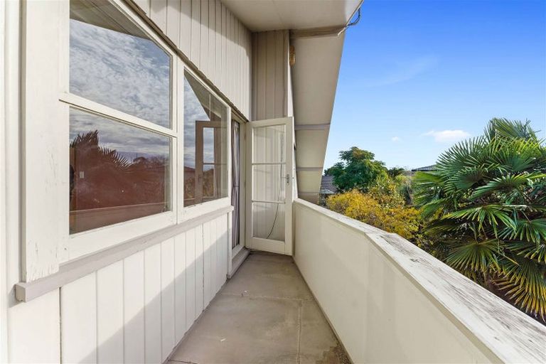 Photo of property in 8 Nimmo Avenue, Waikanae, 5036