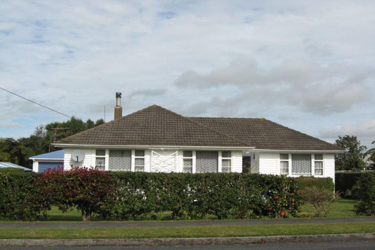 Photo of property in 1 Page Street, Stratford, 4332