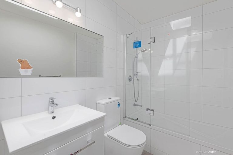 Photo of property in Westhaven Apartments, 24/127u Molesworth Street, Thorndon, Wellington, 6011
