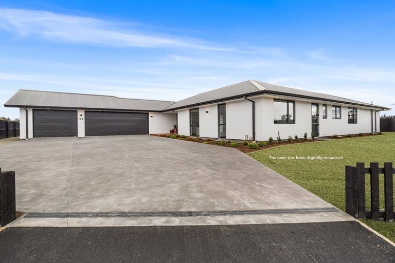 Photo of property in 44 Suffolk Drive, Kirwee, 7571