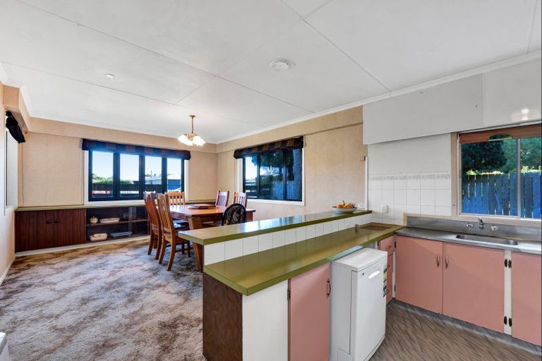 Photo of property in 13 Regan Street, Stratford, 4332