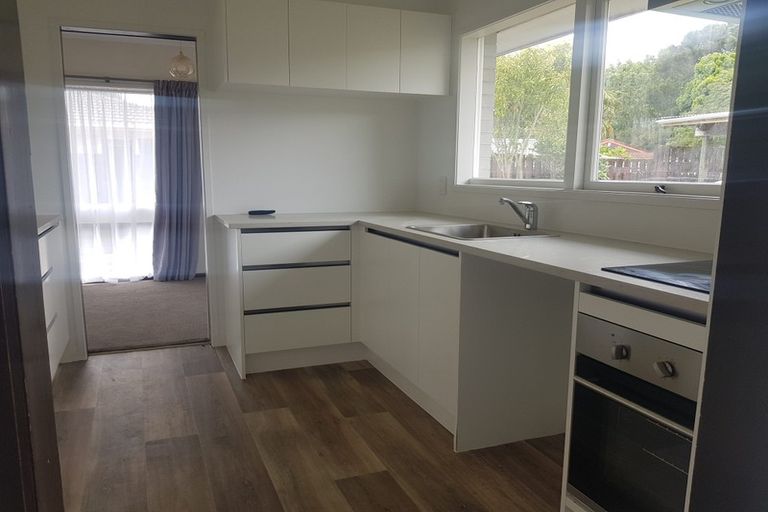 Photo of property in 45 Meadway, Sunnyhills, Auckland, 2010