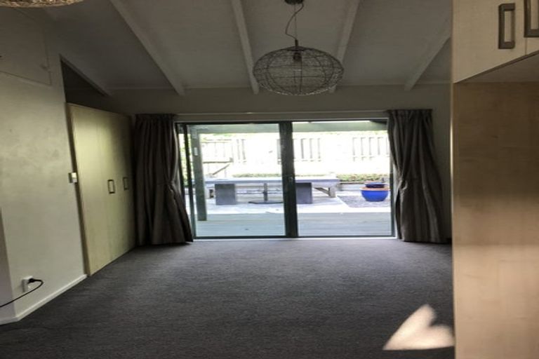Photo of property in 72 Standen Street, Karori, Wellington, 6012