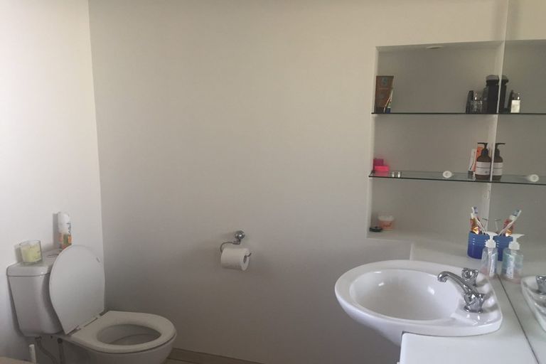 Photo of property in 9 Sparks Road, Somerfield, Christchurch, 8024