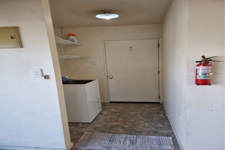 Photo of property in 12a Topham Lane, Hornby, Christchurch, 8042