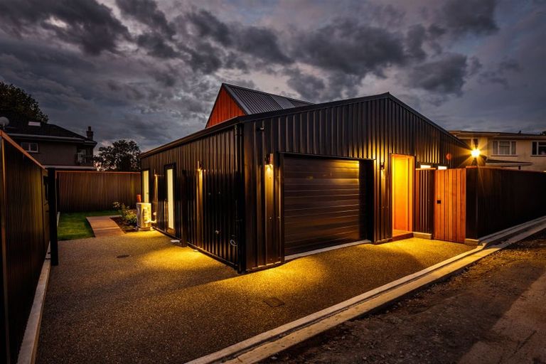 Photo of property in 145b Cook Street, West End, Palmerston North, 4410