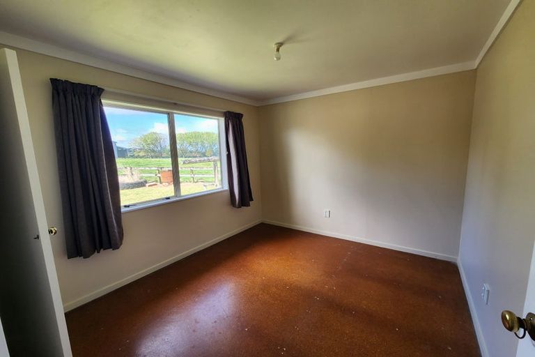 Photo of property in 15 Locket Road, Glenfield, Auckland, 0629
