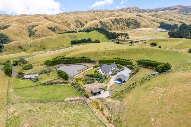 Photo of property in 830 Ohariu Valley Road, Ohariu, Wellington, 6037