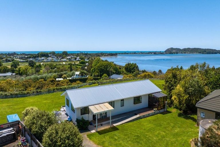 Photo of property in 133a Athenree Road, Athenree, Katikati, 3177