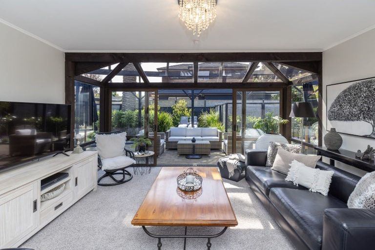 Photo of property in 1a Arawa Street, Raumati Beach, Paraparaumu, 5032