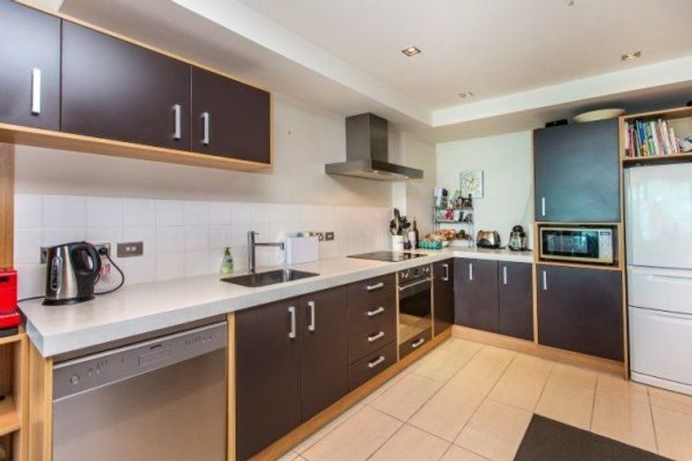 Photo of property in Monument Apartments, 5f/245 Wakefield Street, Te Aro, Wellington, 6011