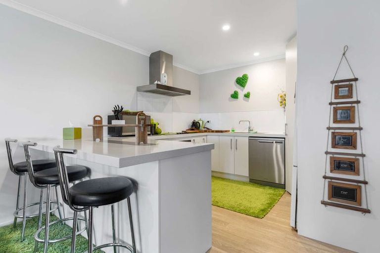 Photo of property in 14 Fuller Street, Papamoa Beach, Papamoa, 3118