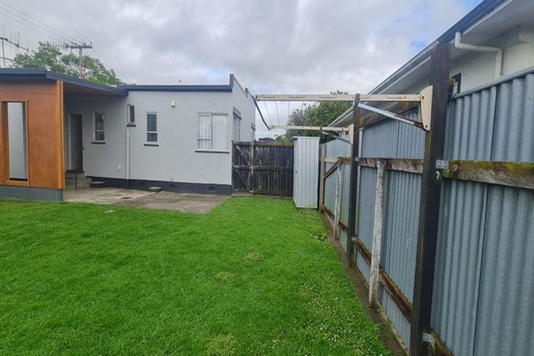 Photo of property in 438 Gloucester Street, Taradale, Napier, 4112