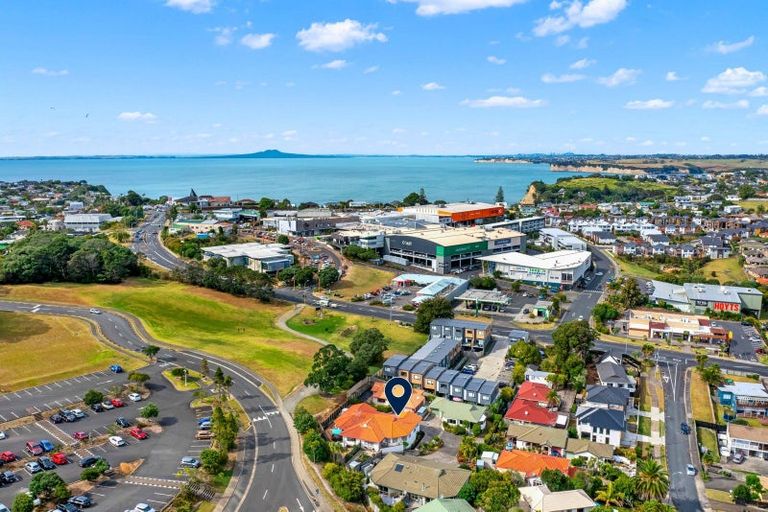 Photo of property in 12 Palmgreen Court, Stanmore Bay, Whangaparaoa, 0932